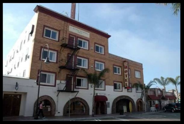 Pismo Beach Hotel near pier